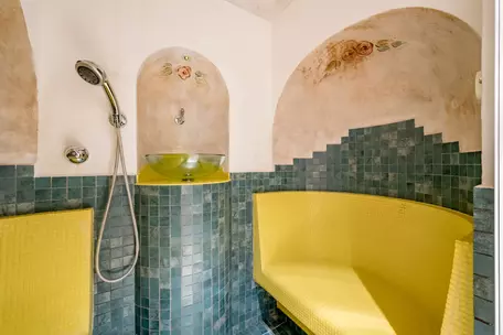 Dusche in der Saunawelt des Hotel Royal Hinterhuber